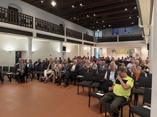 AA66B256 503D 4FA4 9DC4 4EF1DBDAE762